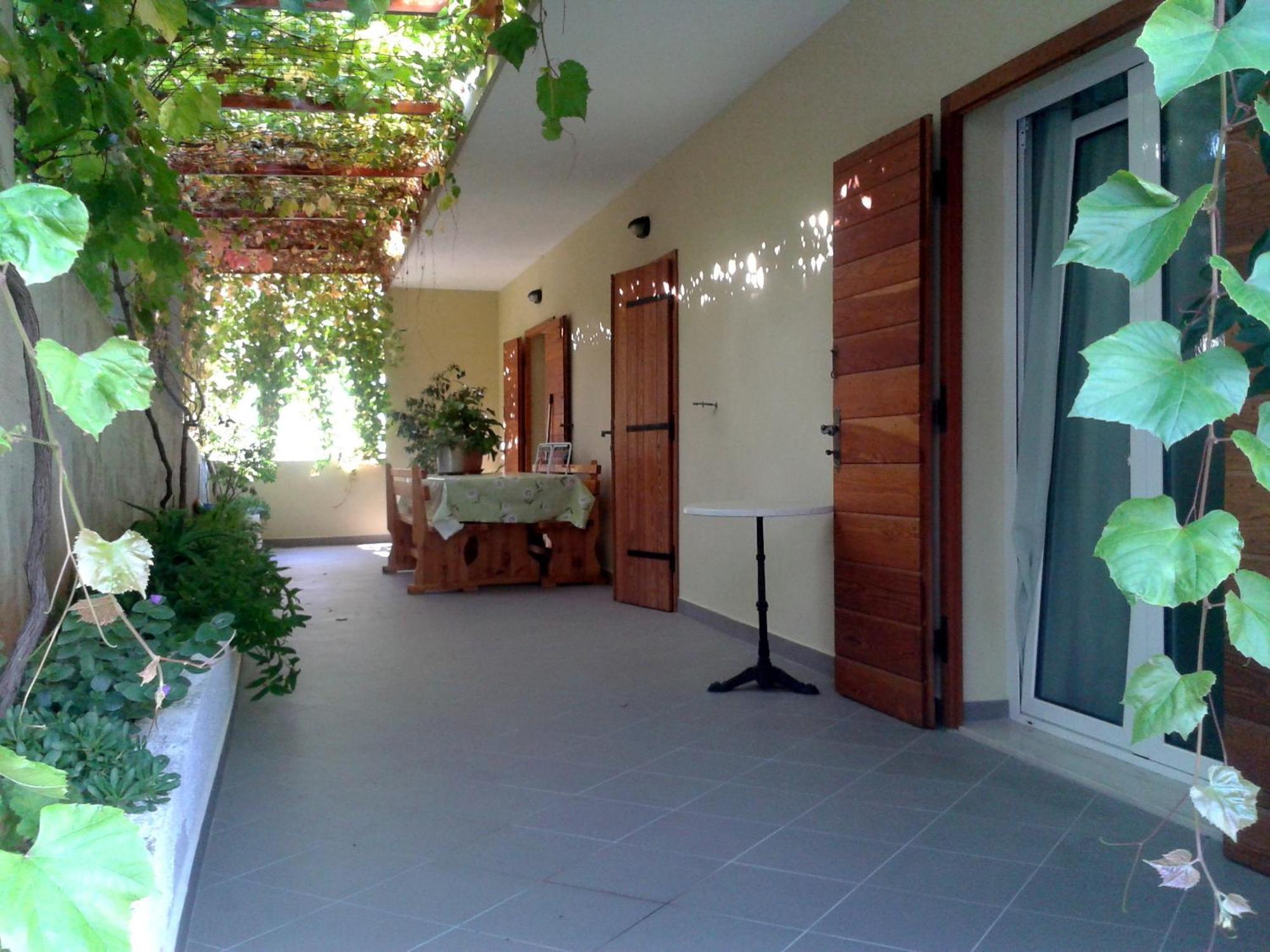 Bubi Hvar Apartments 1 Hvar Town Exterior photo
